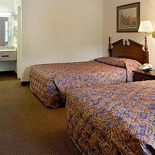 Econo Lodge Forest City Kültér fotó