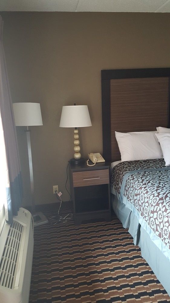 Econo Lodge Forest City Kültér fotó
