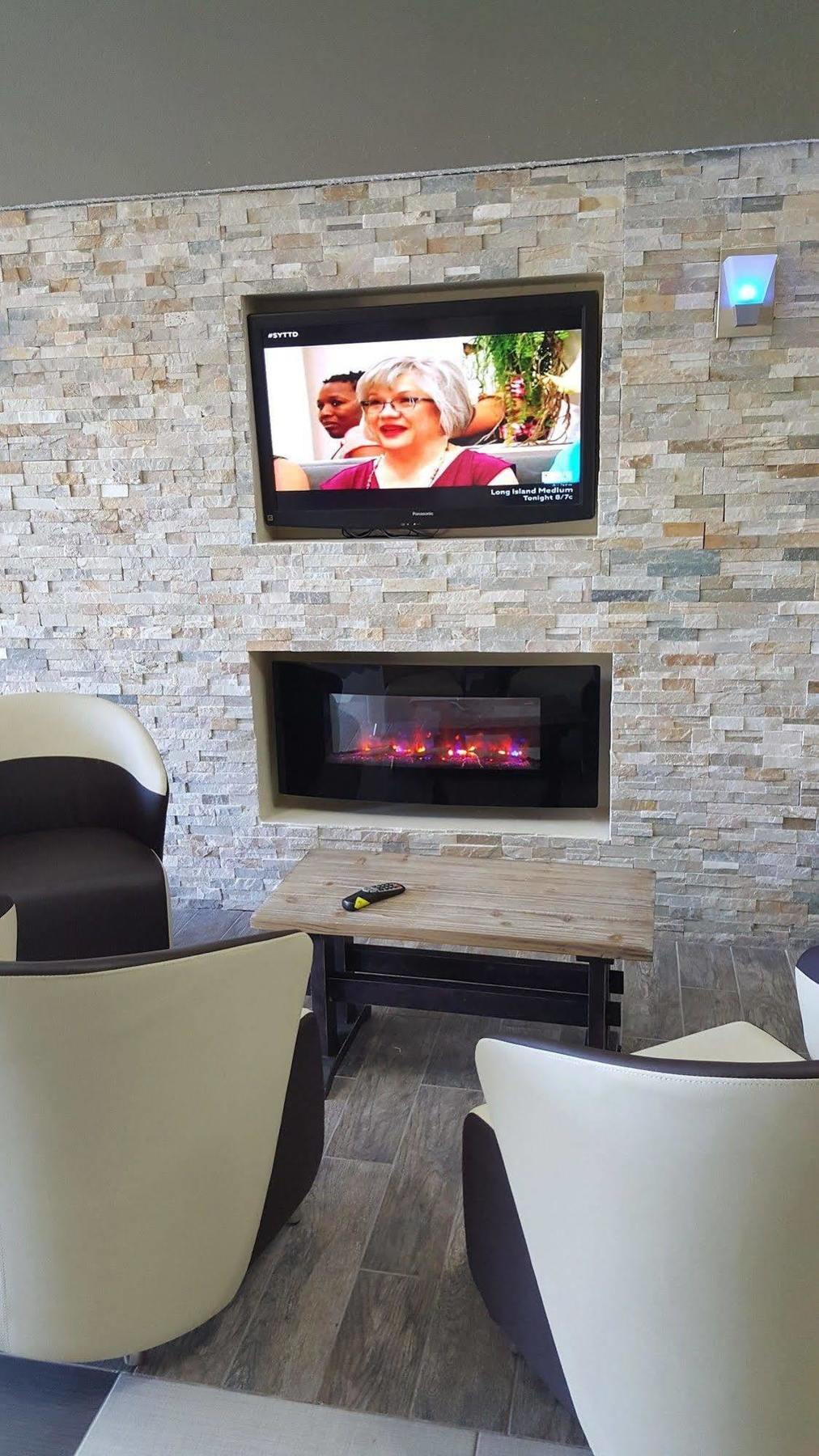 Econo Lodge Forest City Kültér fotó