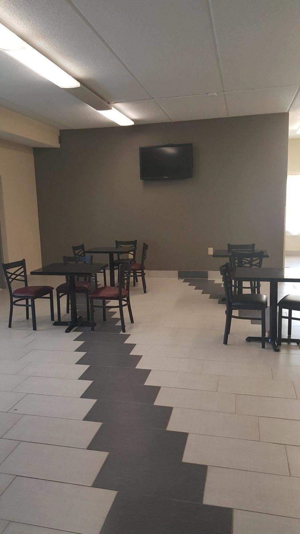 Econo Lodge Forest City Kültér fotó
